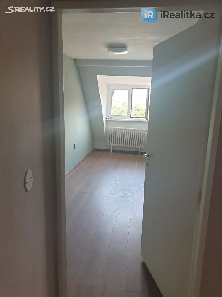 Prodej bytu 5+1 100 m², Vítězná, Karlovy Vary