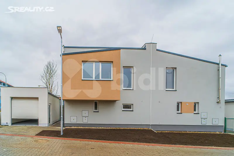 Prodej  rodinného domu 122 m², pozemek 285 m², Milovice - Benátecká Vrutice, okres Nymburk