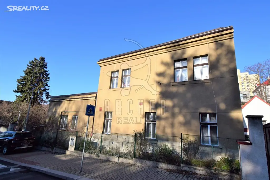 Prodej  rodinného domu 325 m², pozemek 451 m², Střížkovská, Praha 8 - Střížkov