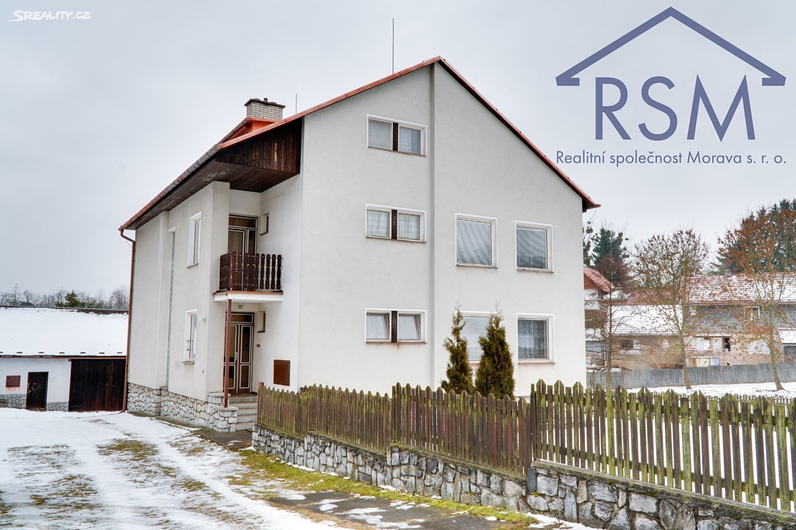 Prodej  rodinného domu 246 m², pozemek 3 967 m², Slavětín, okres Olomouc