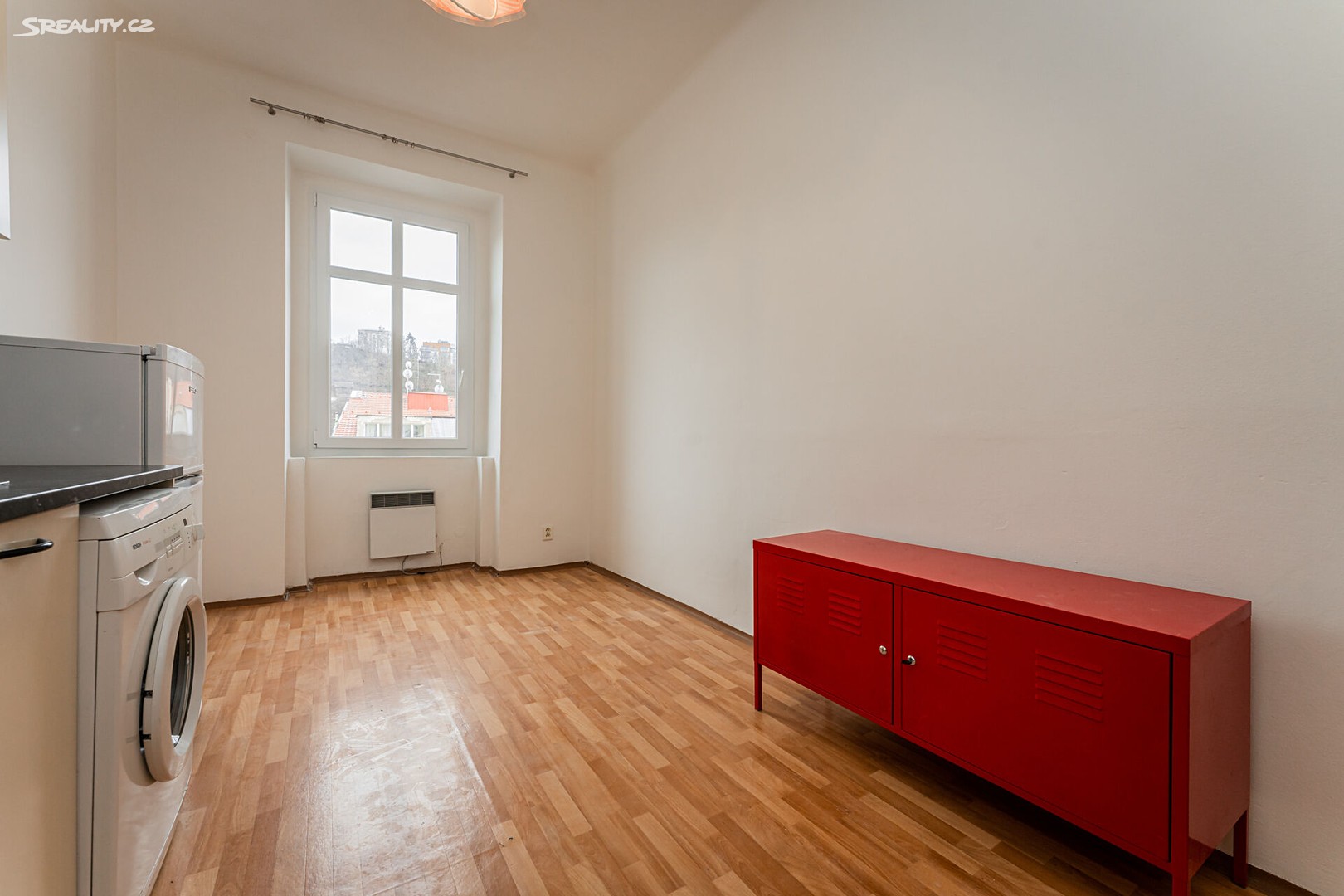Pronájem bytu 1+1 37 m², Holečkova, Praha 5 - Smíchov