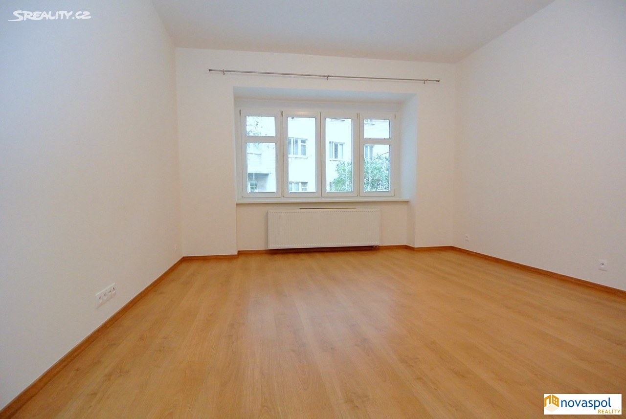 Pronájem bytu 2+1 62 m², Pikrtova, Praha 4 - Nusle