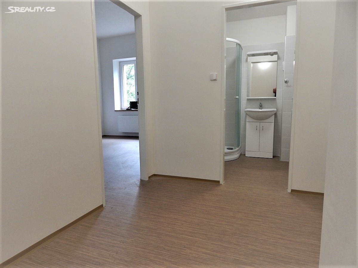 Pronájem bytu 2+kk 64 m², Na Fifejdách, Ostrava - Moravská Ostrava