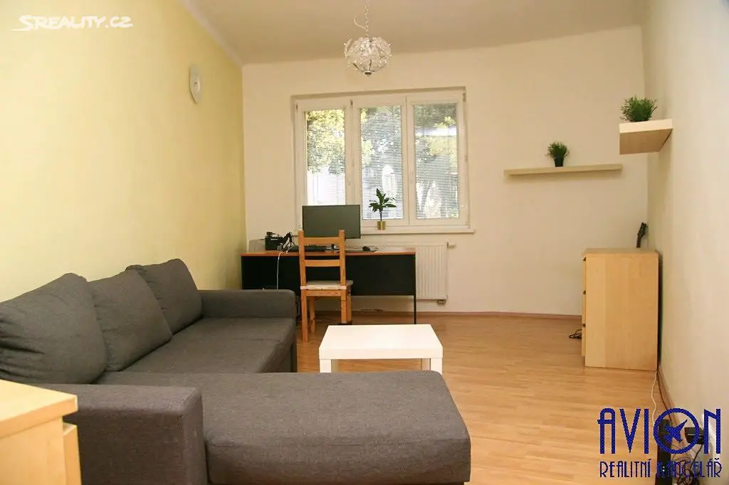 Pronájem bytu 2+kk 52 m², Zákostelní, Praha 9 - Vysočany