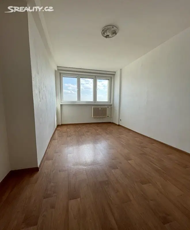 Pronájem bytu 3+1 68 m², Černokostelecká, Praha 10 - Strašnice