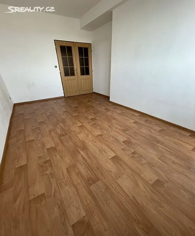 Pronájem bytu 3+1 68 m², Černokostelecká, Praha 10 - Strašnice