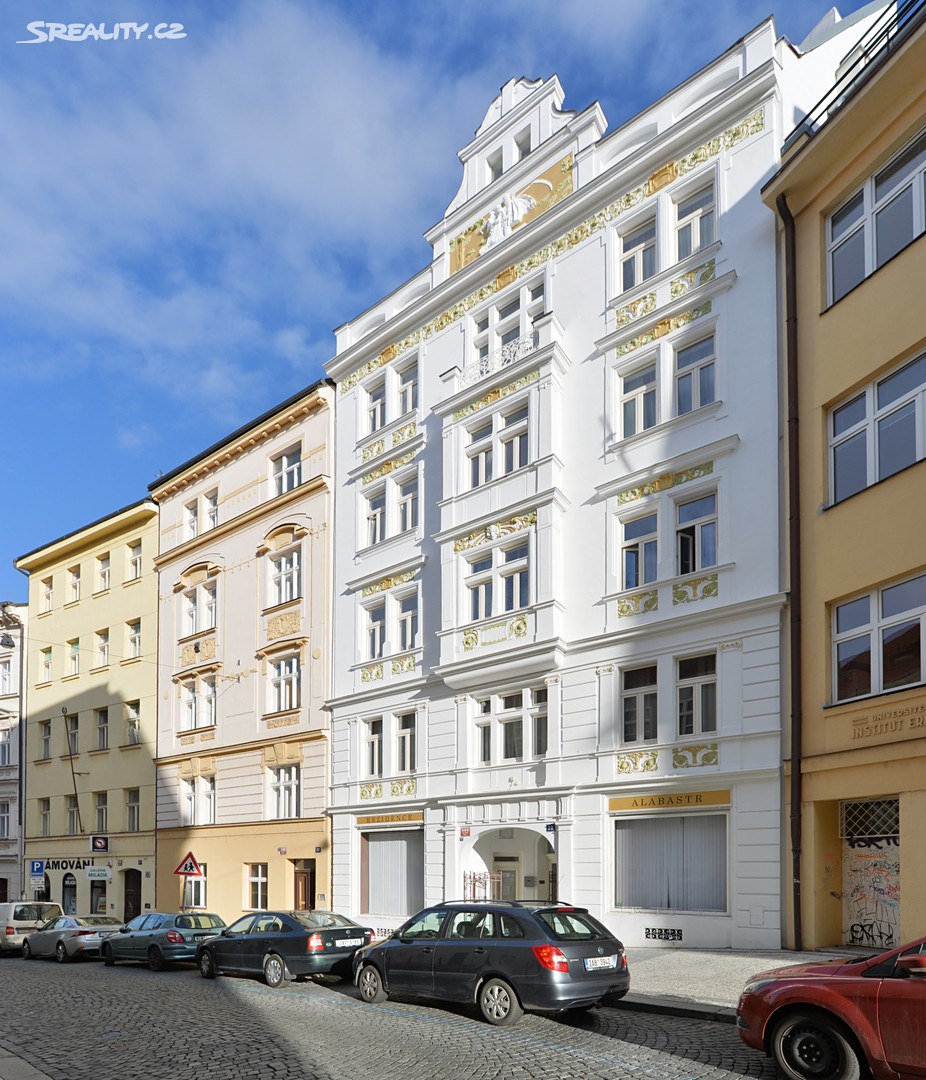 Prodej bytu 2+kk 36 m², Školská, Praha 1 - Nové Město