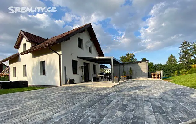 Prodej  rodinného domu 145 m², pozemek 2 362 m², Komenského, Sloup v Čechách