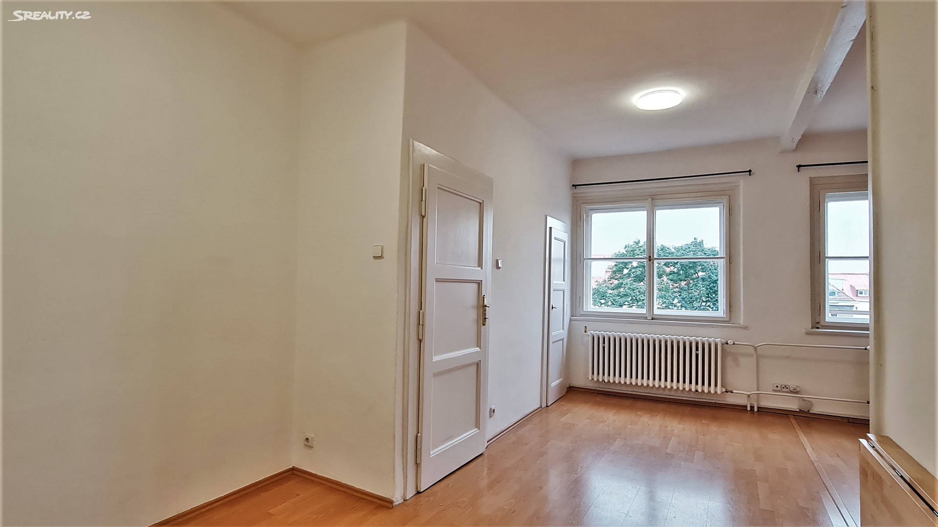 Pronájem bytu 1+1 50 m², Na Louži, Praha 10 - Vršovice