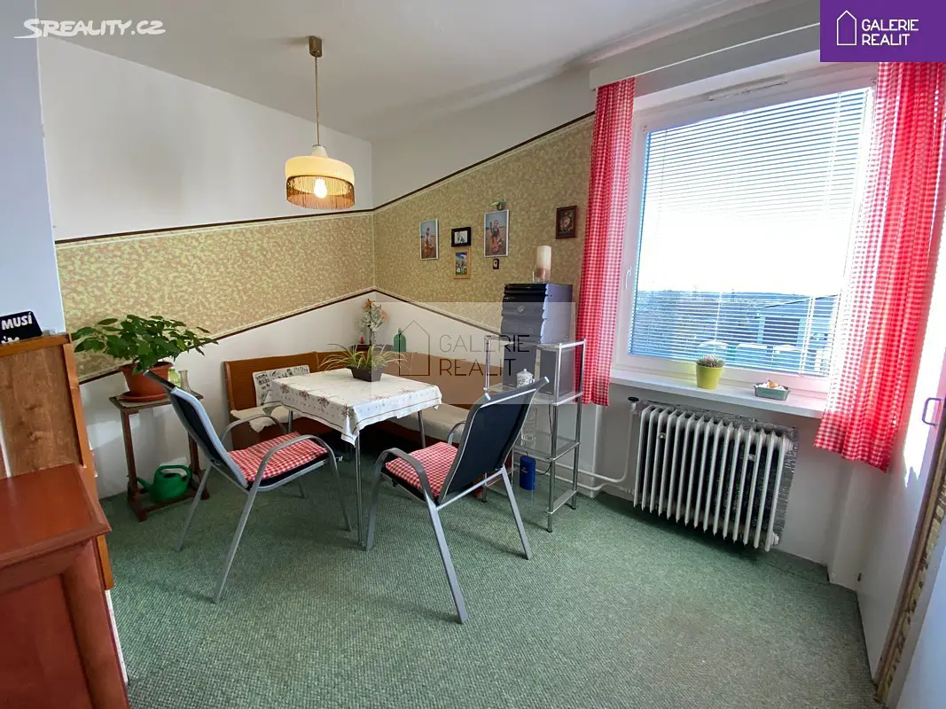 Prodej bytu 3+1 88 m², Svépomoc, Brodek u Přerova