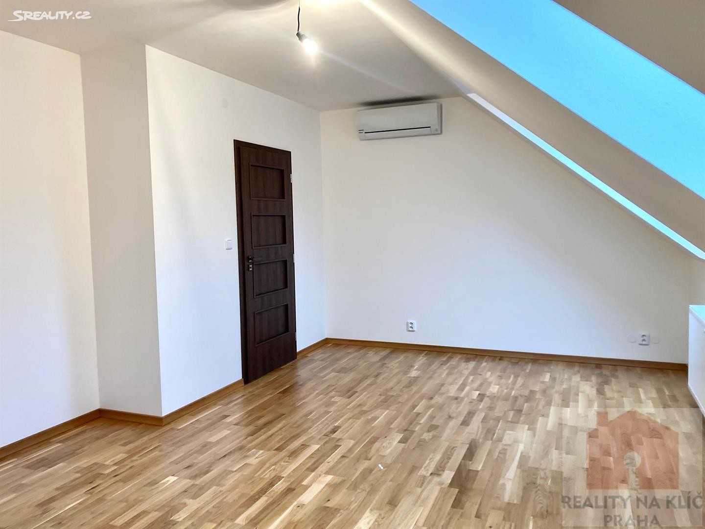 Prodej bytu 4+kk 151 m² (Mezonet), V Horkách, Praha 4 - Nusle