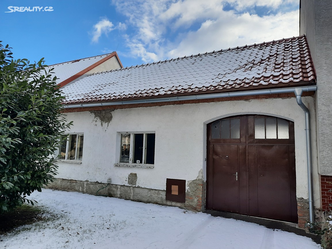 Prodej  rodinného domu 198 m², pozemek 1 019 m², Prušánky, okres Hodonín