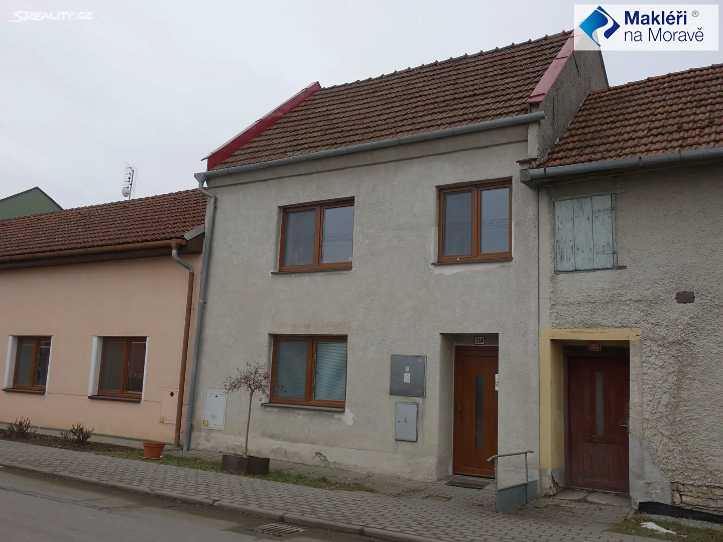 Prodej  rodinného domu 148 m², pozemek 148 m², Věrovany - Nenakonice, okres Olomouc