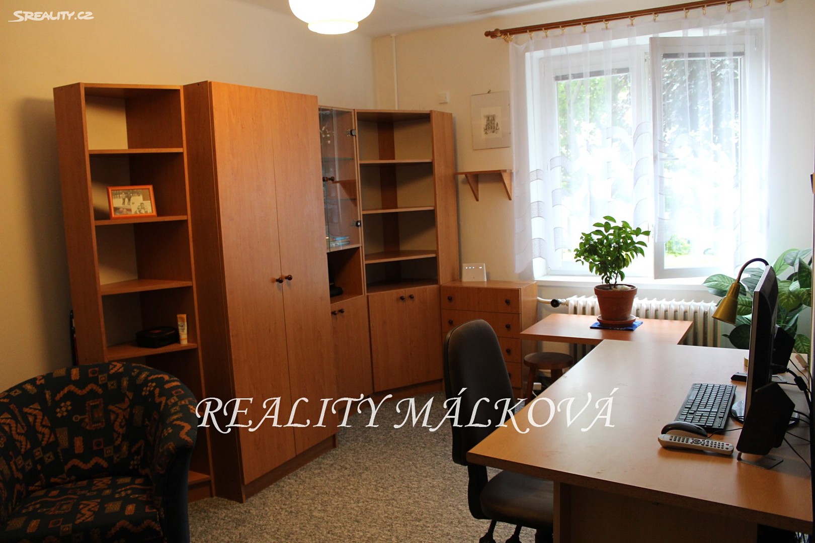 Pronájem bytu 1+kk 24 m², Benešovo náměstí, Pardubice - Zelené Předměstí