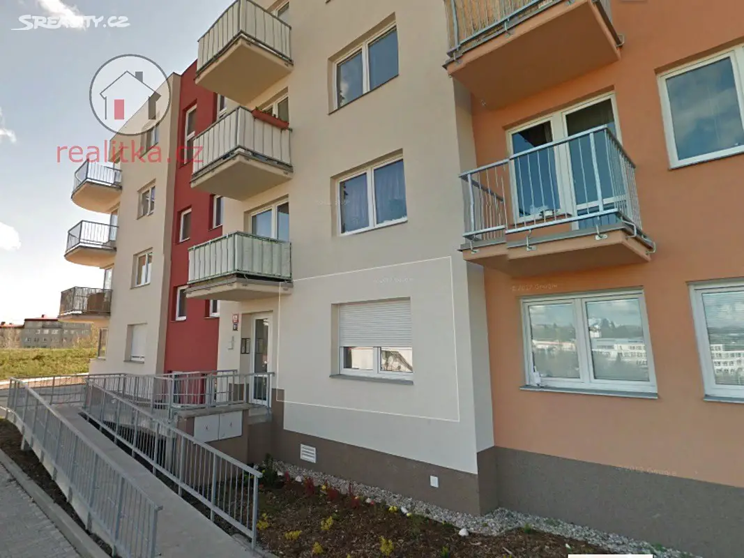 Pronájem bytu 1+kk 35 m², Truhlářova, Praha 9 - Černý Most