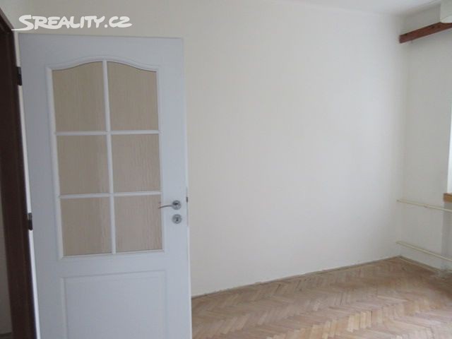Pronájem bytu 2+1 54 m², Chomutov