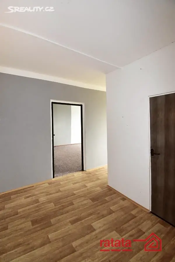 Pronájem bytu 2+1 54 m², Borová, Chomutov