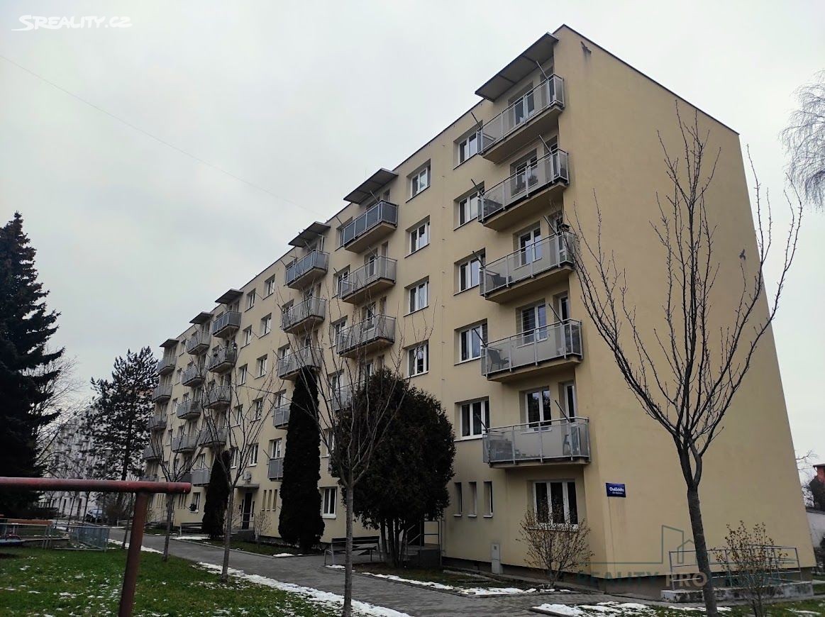 Pronájem bytu 2+1 48 m², Chelčického, Zlín - Malenovice