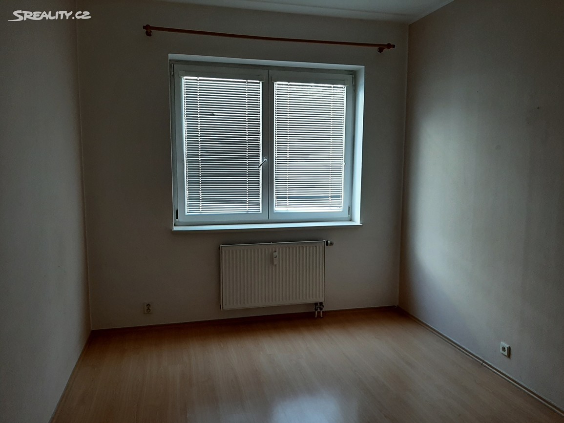 Pronájem bytu 3+1 83 m², Otrokovice, okres Zlín