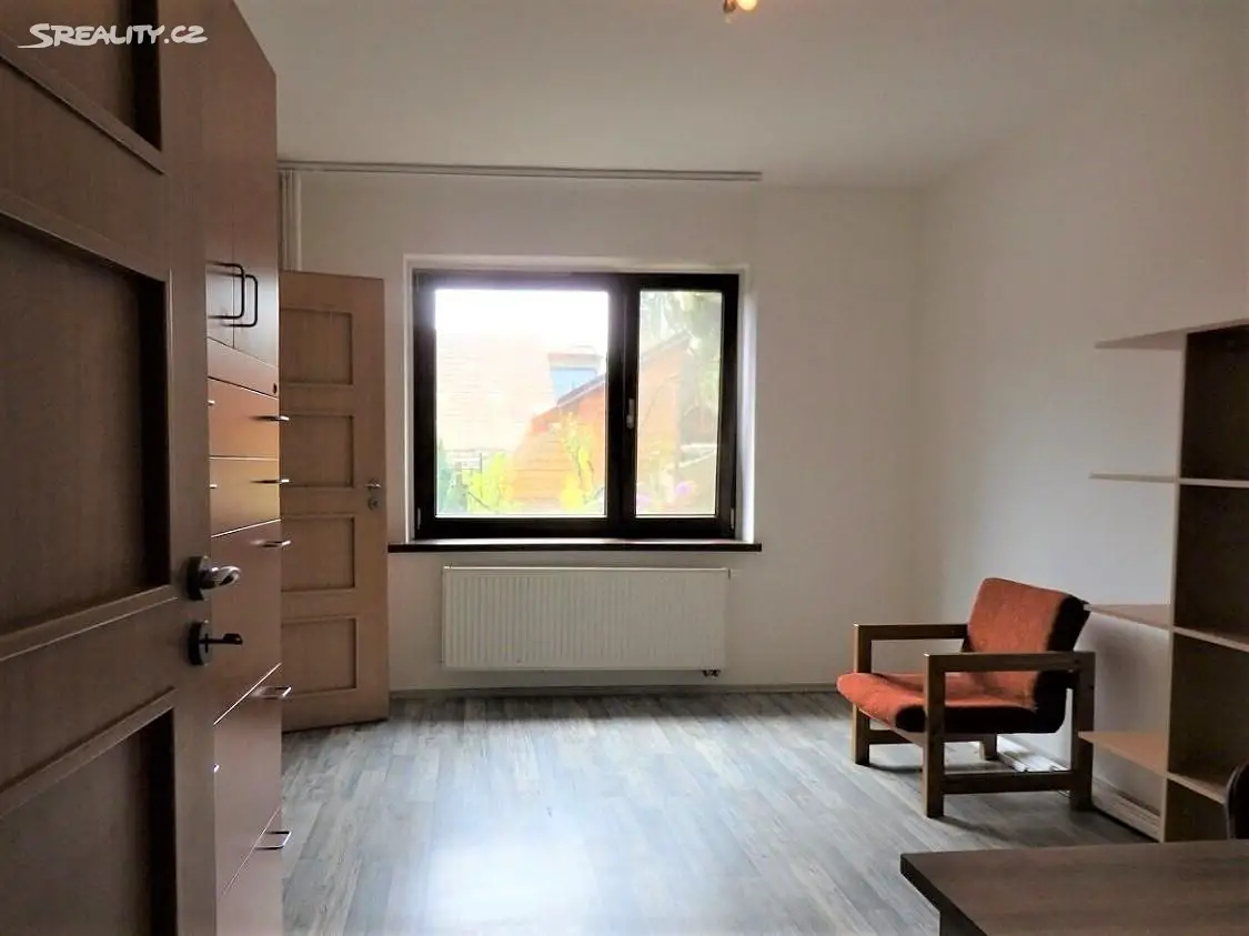 Prodej bytu 3+1 100 m², Davle, okres Praha-západ