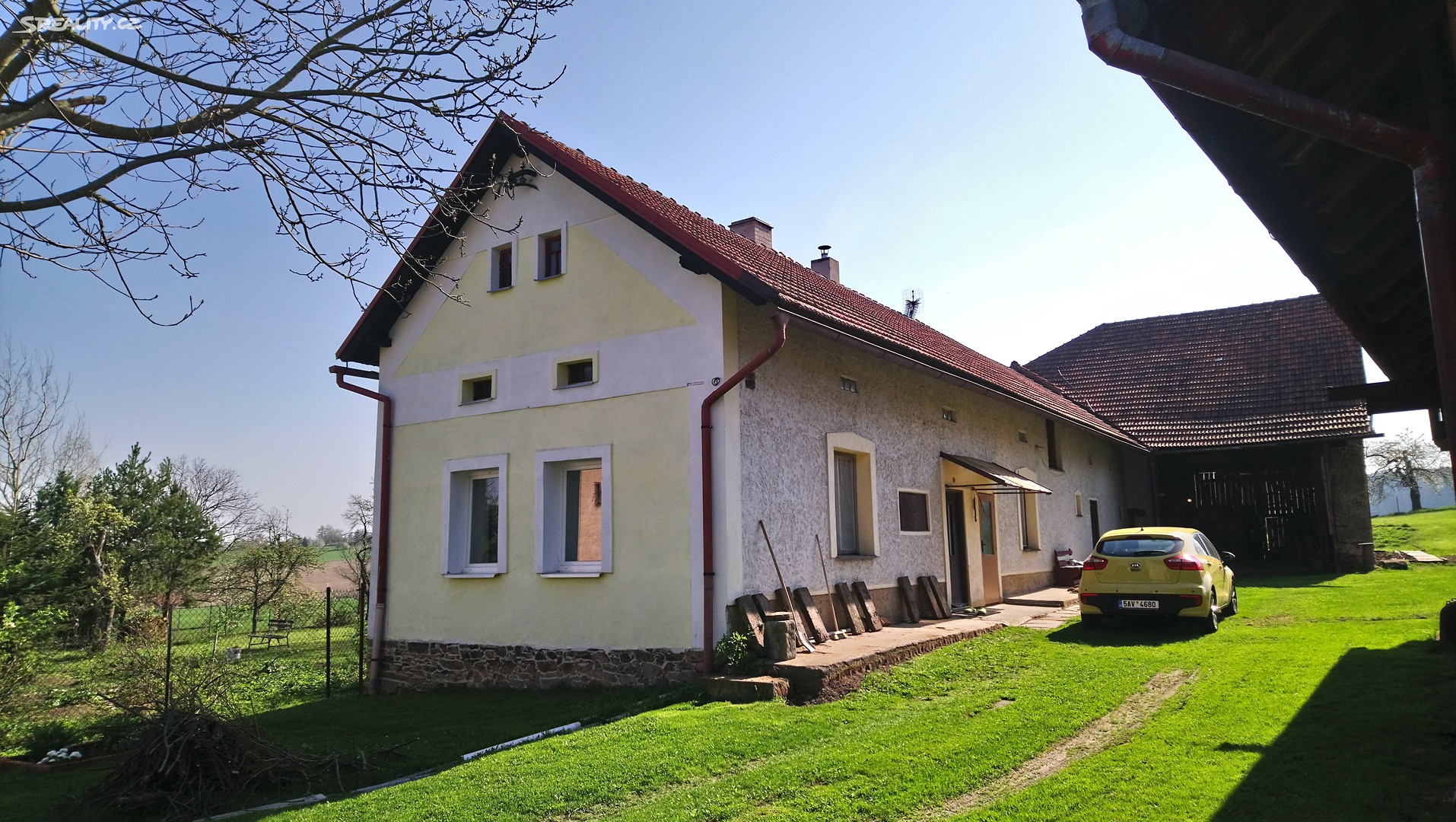Prodej  rodinného domu 200 m², pozemek 1 980 m², Staňkovice - Smilovice, okres Kutná Hora