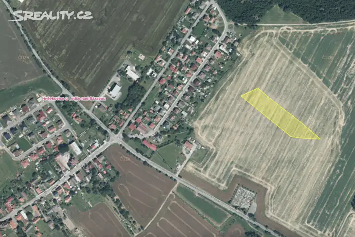Prodej  pozemku 7 884 m², Hněvkovice, okres Havlíčkův Brod