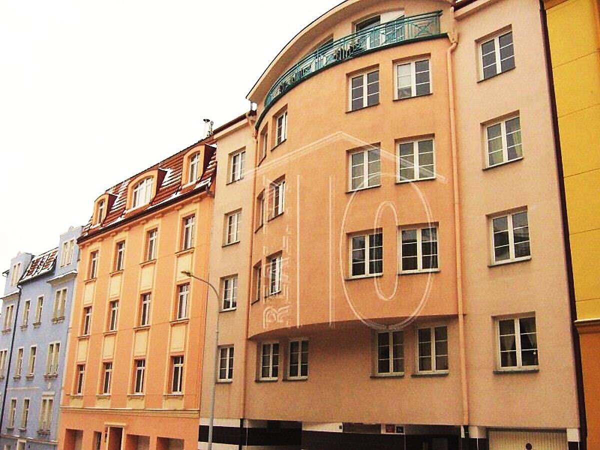 Pronájem bytu 2+kk 65 m², Závěrka, Praha 6 - Břevnov