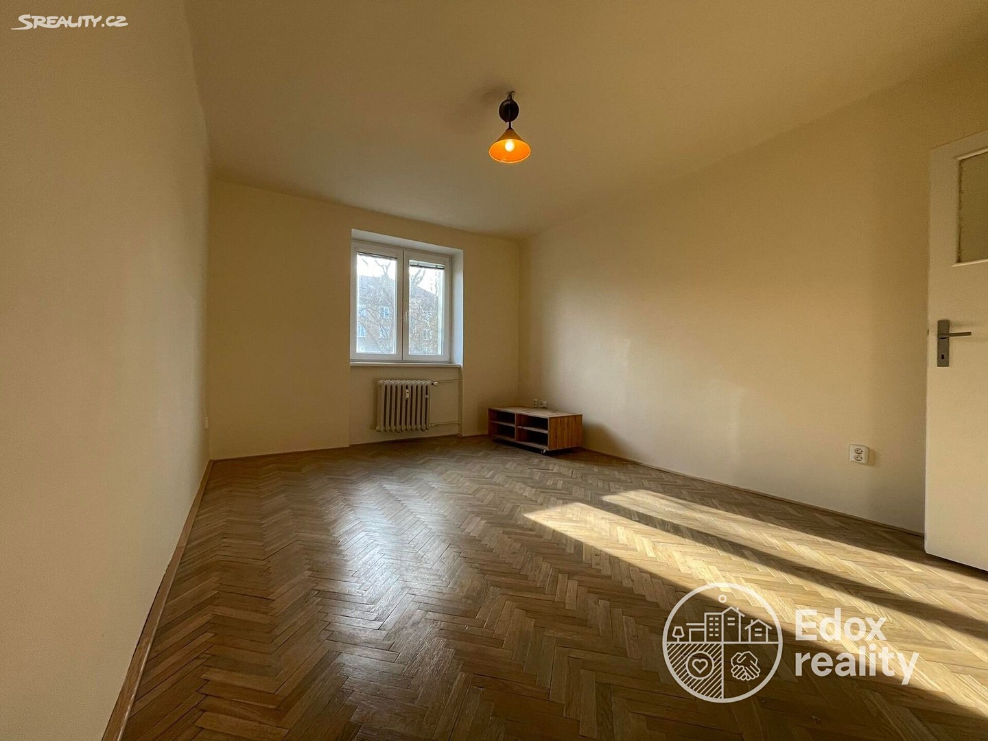 Pronájem bytu 2+kk 38 m², Koněvova, Praha 3 - Žižkov