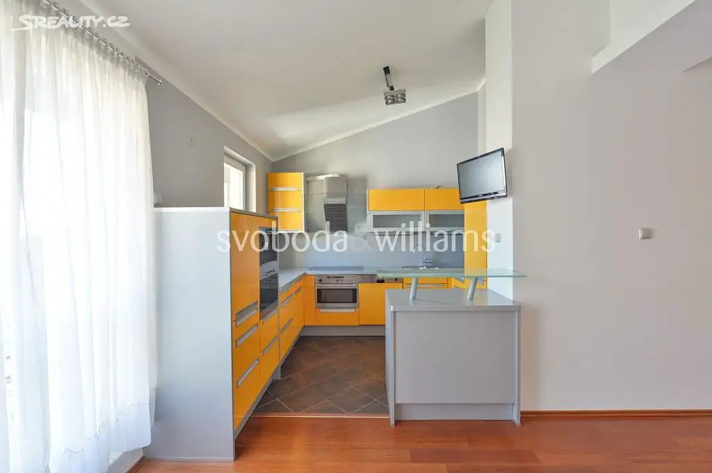 Pronájem bytu 5+kk 206 m², Sudoměřská, Praha 3 - Žižkov