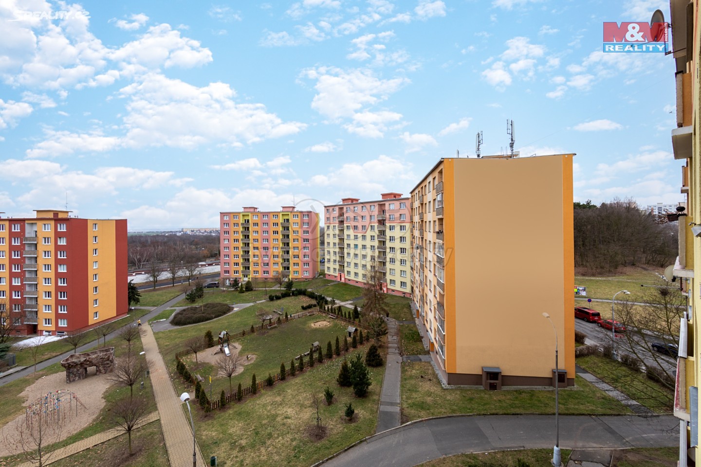 Prodej bytu 1+1 36 m², Školní pěšina, Chomutov