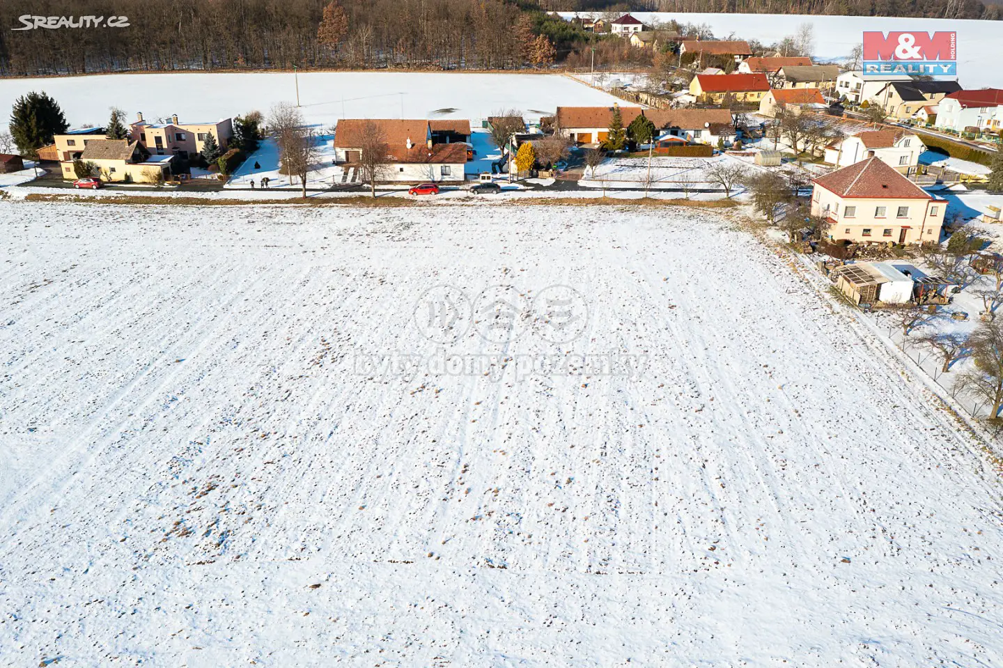 Prodej  stavebního pozemku 1 694 m², Žáravice, okres Pardubice