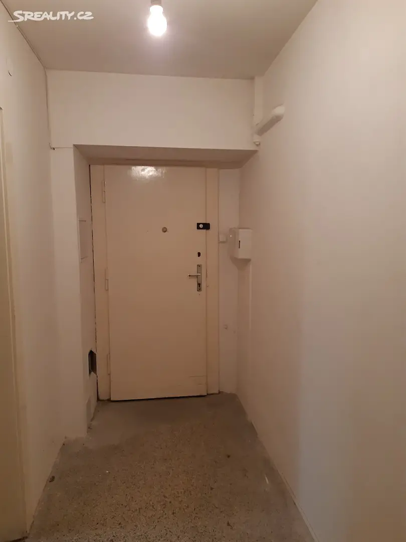 Pronájem bytu 1+1 33 m², Veletržní, Praha 7 - Holešovice