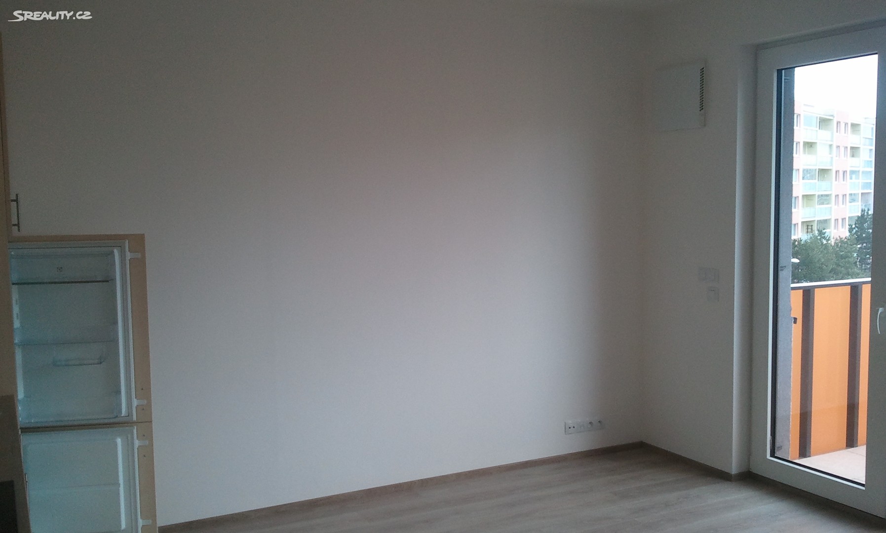 Pronájem bytu 1+kk 32 m², Praha 10 - Horní Měcholupy
