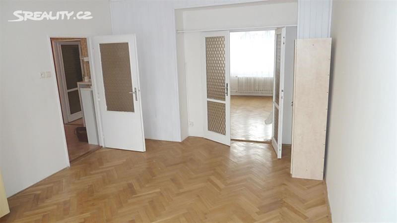 Pronájem bytu 3+1 74 m², Pod stanicí, Praha 10 - Hostivař