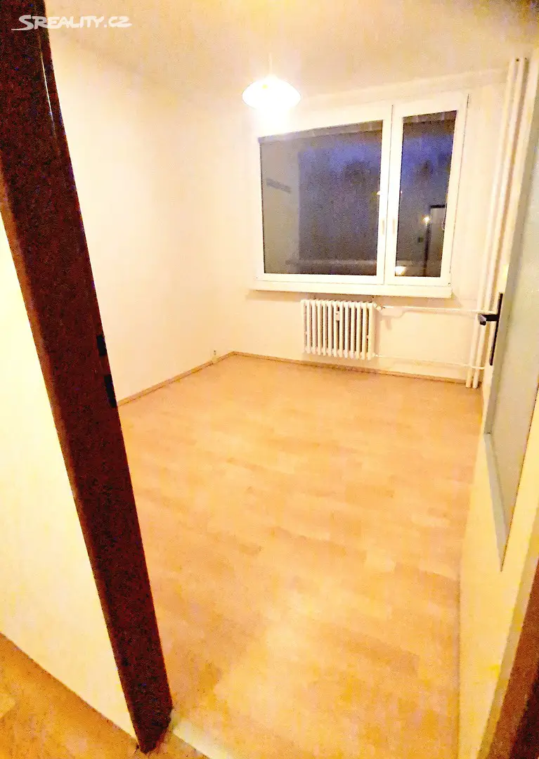 Pronájem bytu 4+1 90 m², Ellnerové, Praha 10 - Záběhlice