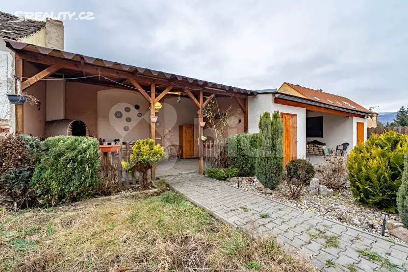 Prodej  rodinného domu 280 m², pozemek 480 m², Srbice, okres Teplice