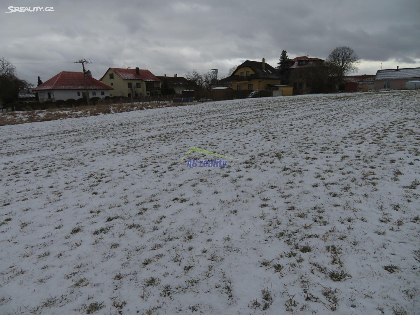 Prodej  stavebního pozemku 1 734 m², Zbizuby, okres Kutná Hora