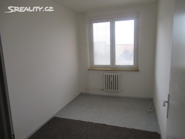 Pronájem bytu 2+kk 42 m², Horníkova, Brno - Líšeň