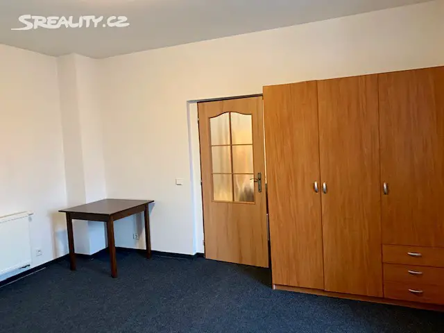Pronájem bytu 2+kk 39 m², Karlovarská, Nové Strašecí