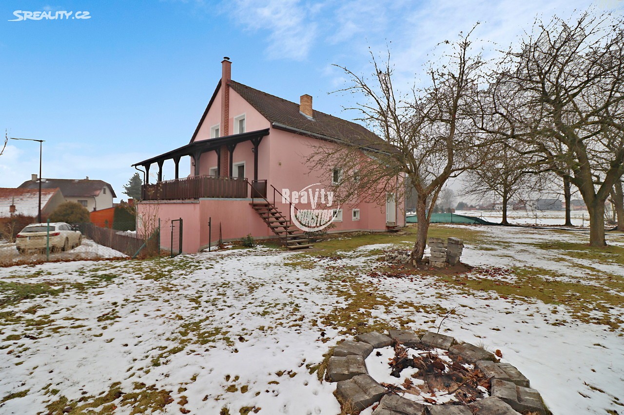 Prodej  rodinného domu 390 m², pozemek 2 773 m², Ždírec, okres Jihlava