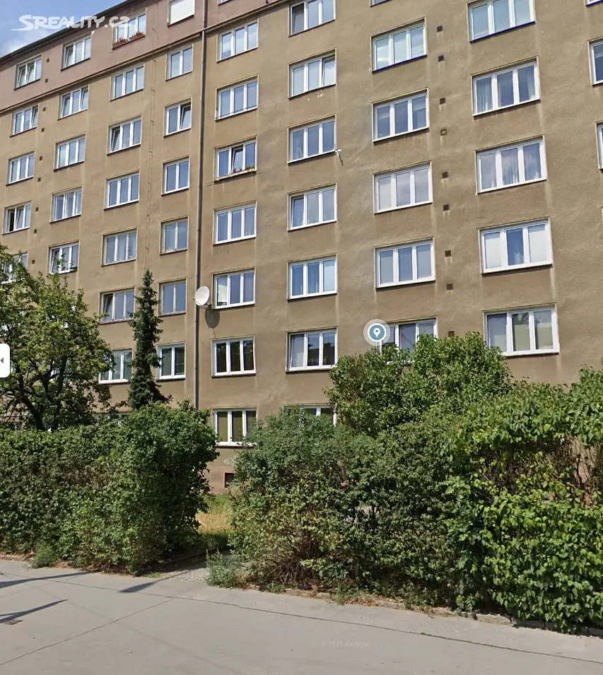 Pronájem bytu 1+kk 29 m², Černokostelecká, Praha 10 - Strašnice