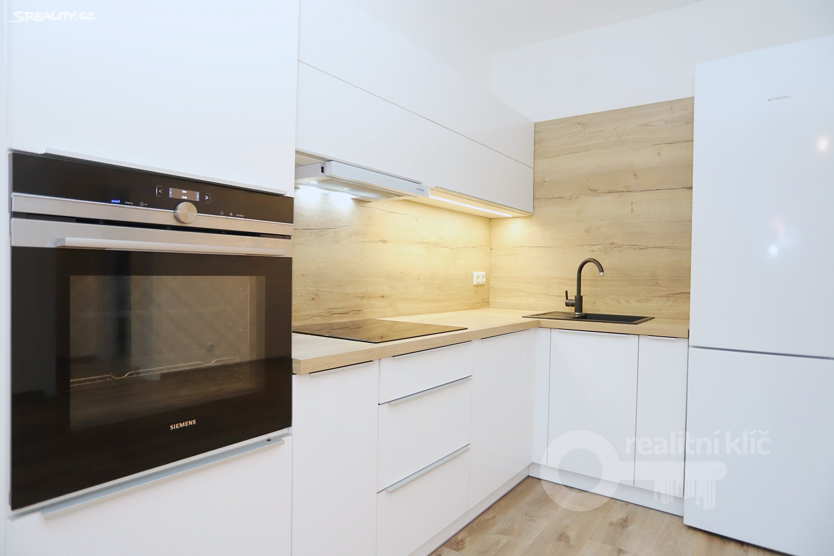 Prodej bytu 3+kk 82 m², Střední, Popůvky