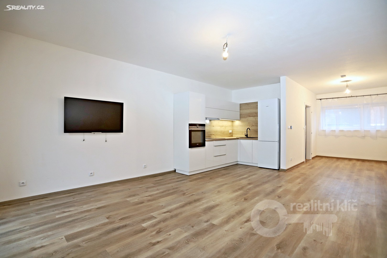 Prodej bytu 3+kk 82 m², Střední, Popůvky