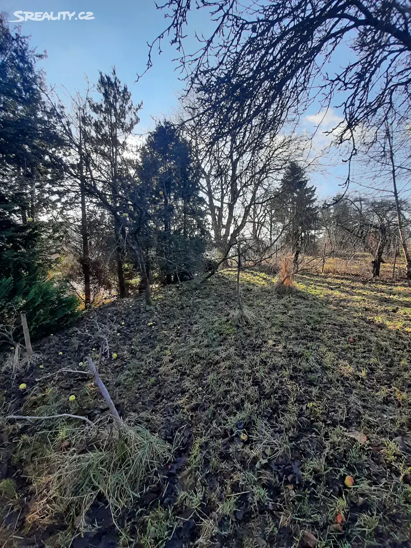 Prodej  stavebního pozemku 1 548 m², Neveklovská, Netvořice