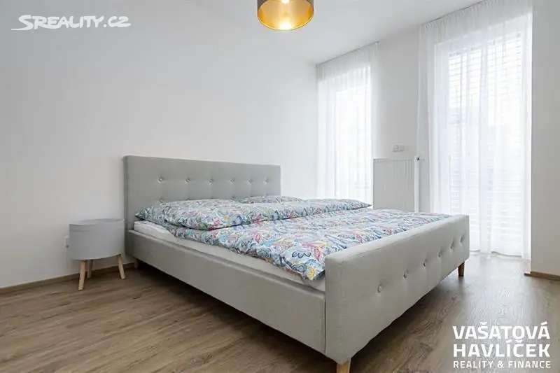 Pronájem bytu 2+kk 55 m², Antonína Petrofa, Hradec Králové - Nový Hradec Králové