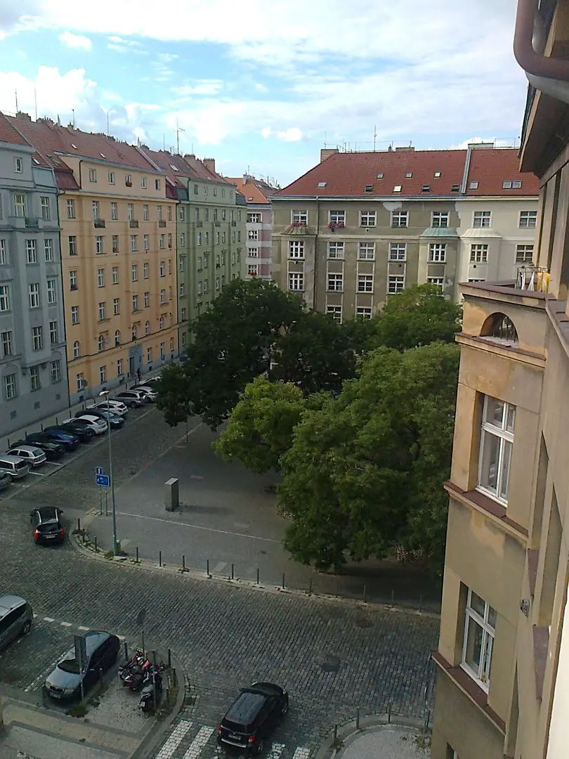 Pronájem bytu 2+kk 52 m², Řezáčovo náměstí, Praha - Holešovice