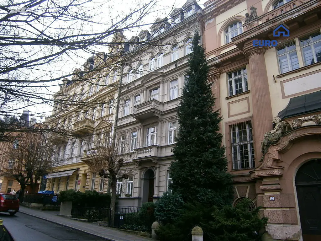 Prodej bytu atypické 43 m² (Loft), Bělehradská, Karlovy Vary