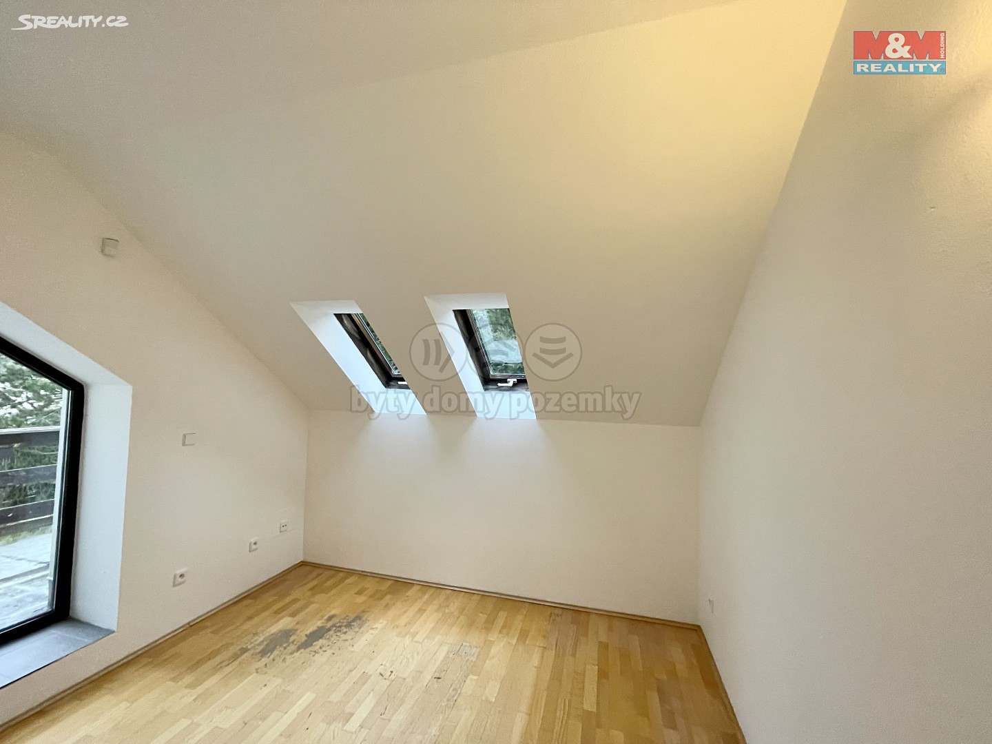 Prodej  rodinného domu 685 m², pozemek 685 m², Řevnice, okres Praha-západ