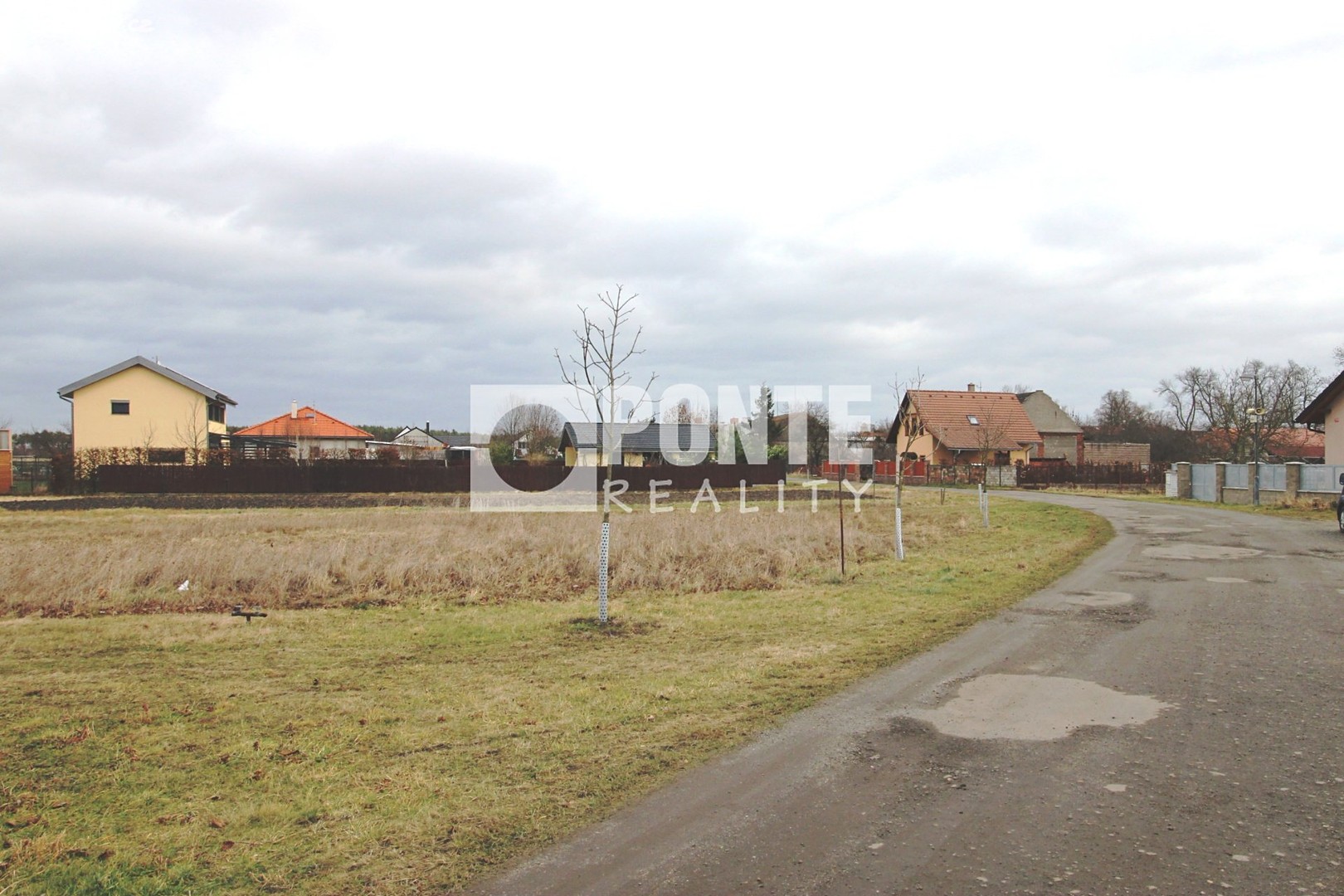 Prodej  stavebního pozemku 1 204 m², Kostelní Lhota, okres Nymburk
