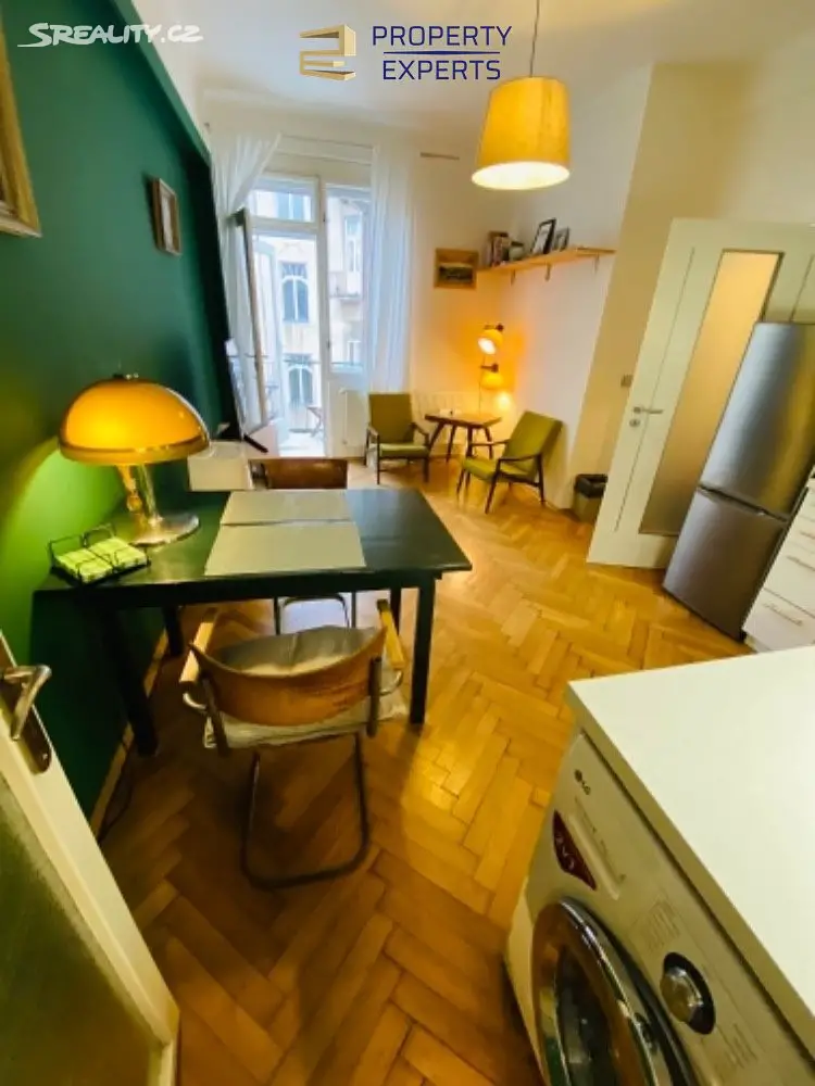 Pronájem bytu 2+1 37 m², Ostrovní, Praha 1 - Nové Město